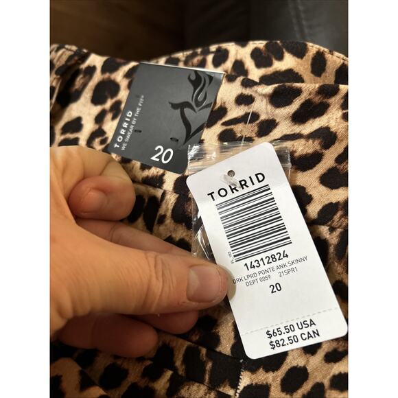 Torrid Dark Leopard Ponte Ankle Skinny Pants Size 20 NWT - Picture 5 of 6